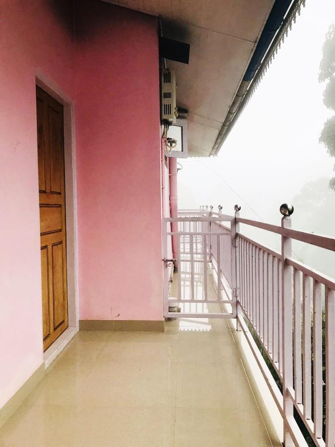 Drizzle Valley Cottage Munnar Bagian luar foto
