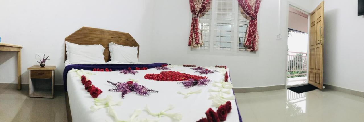 Drizzle Valley Cottage Munnar Bagian luar foto
