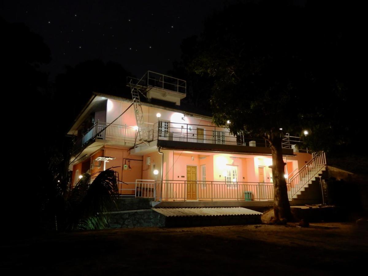 Drizzle Valley Cottage Munnar Bagian luar foto