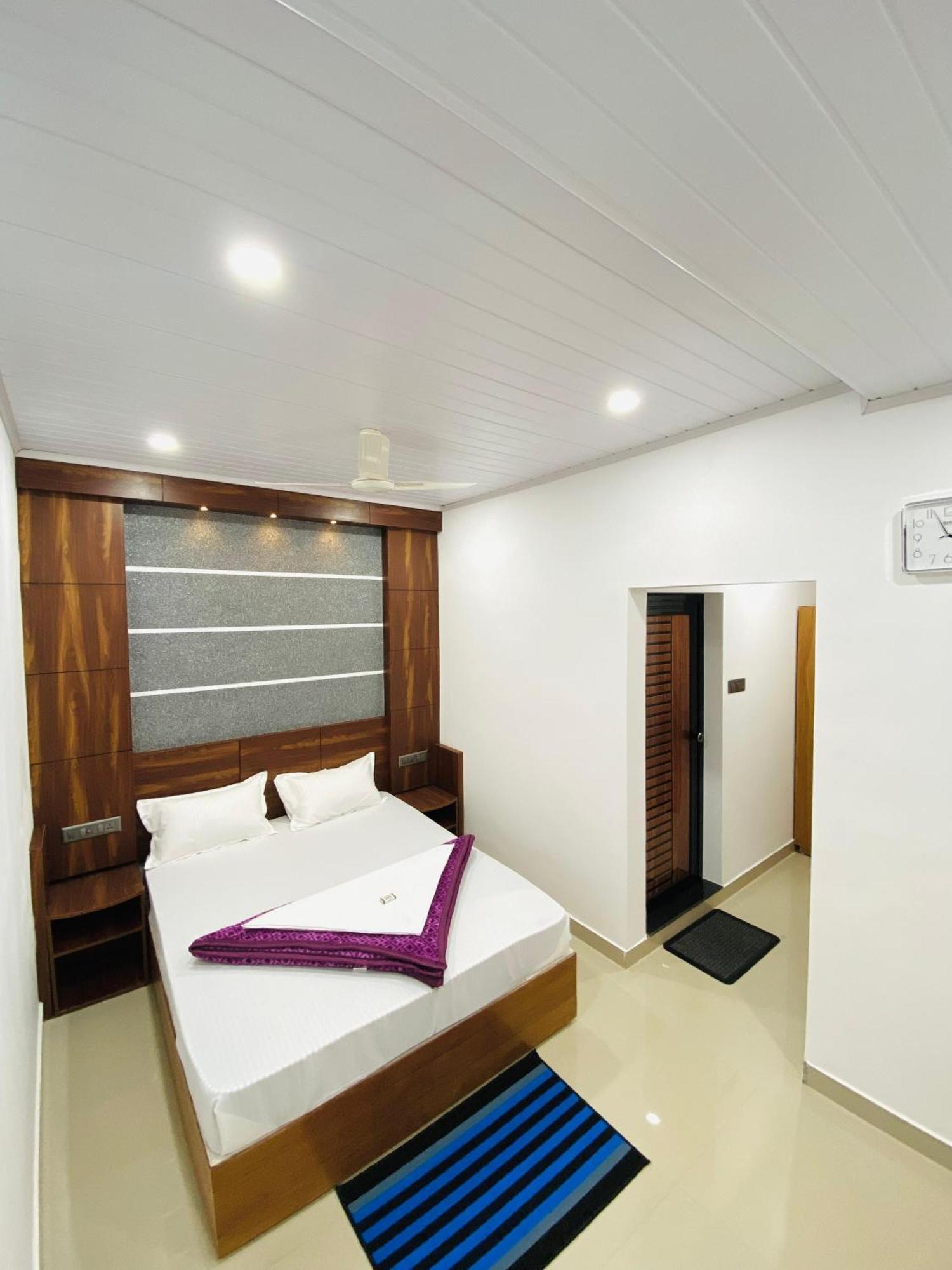 Drizzle Valley Cottage Munnar Bagian luar foto